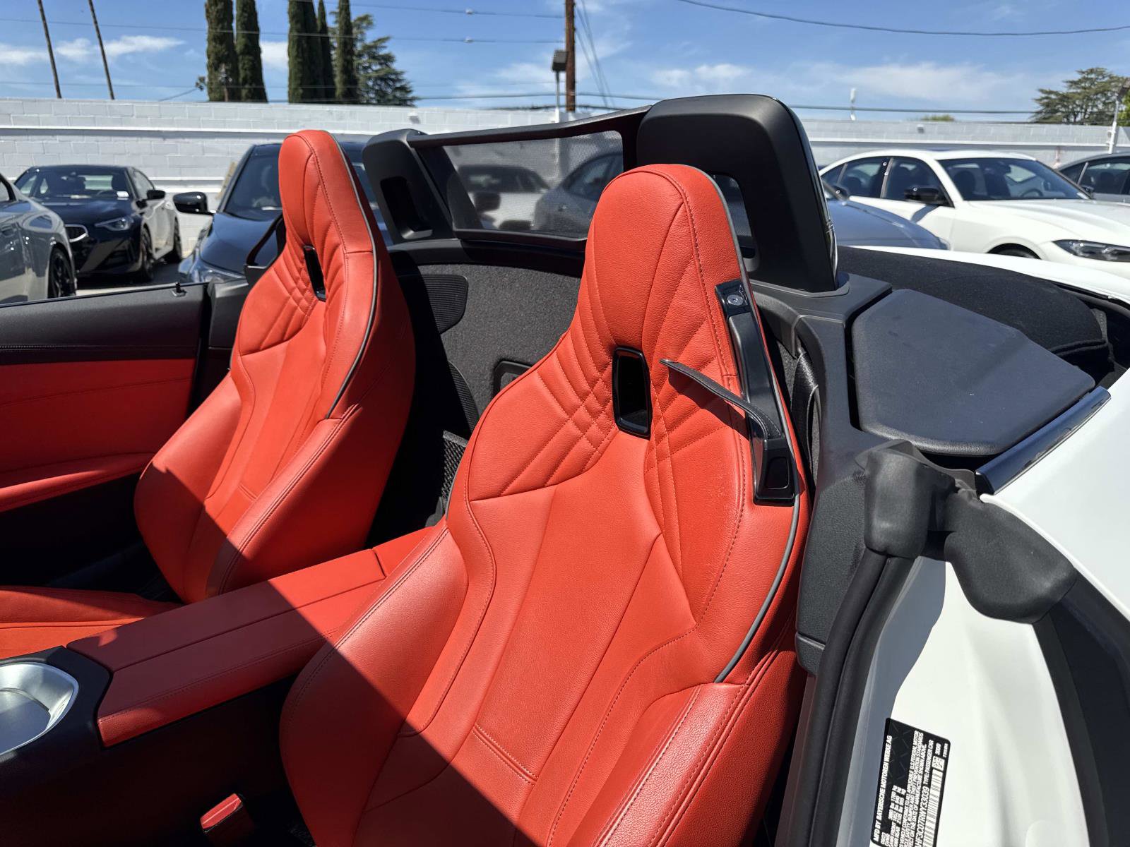 Certified 2024 BMW Z4 sDrive30i w/ Shadowloine Package image 12