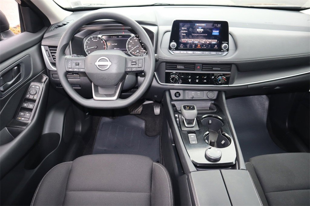 Certified 2025 Nissan Rogue S image 16