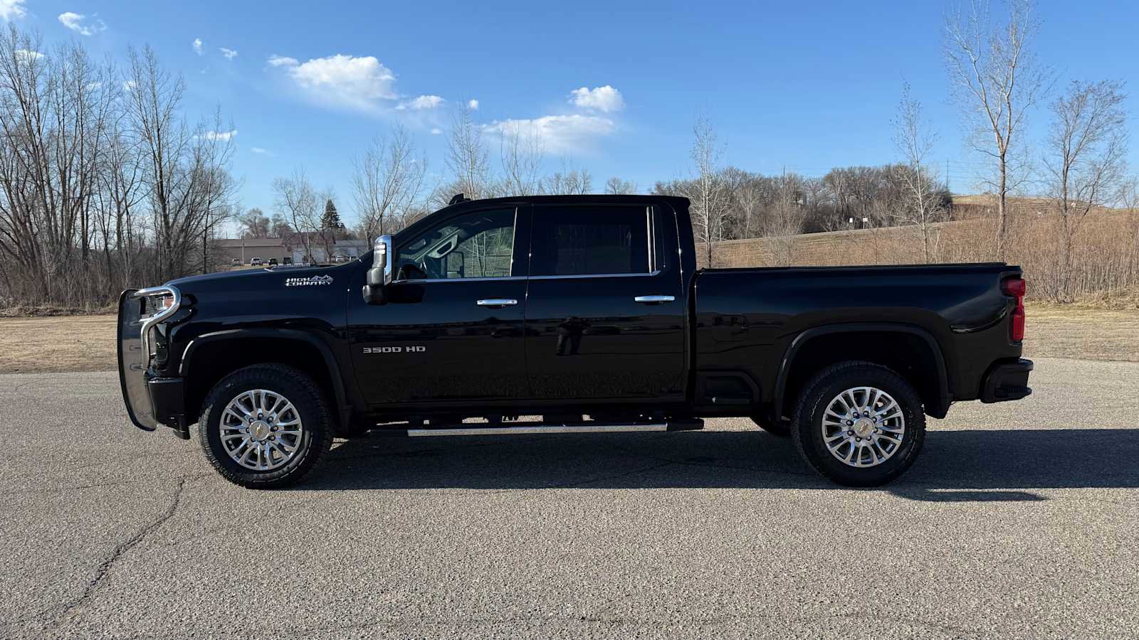 Used 2021 Chevrolet Silverado 3500 High Country AWD/4WD image 6