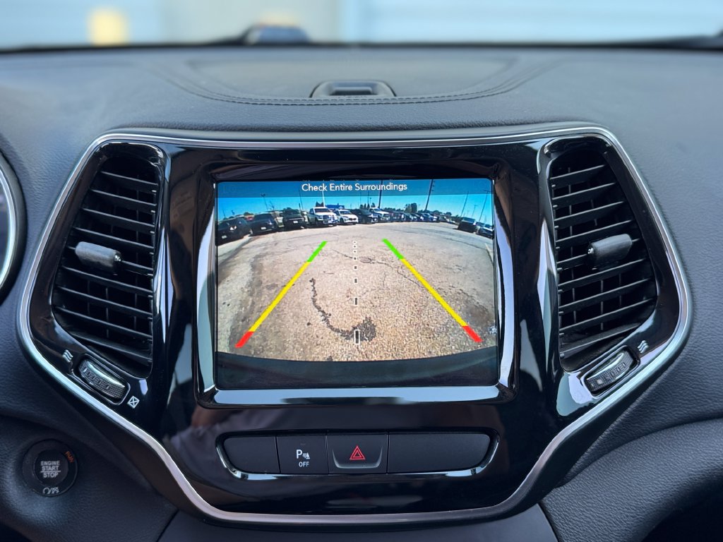 Used 2019 Jeep Cherokee Limited AWD/4WD image 21