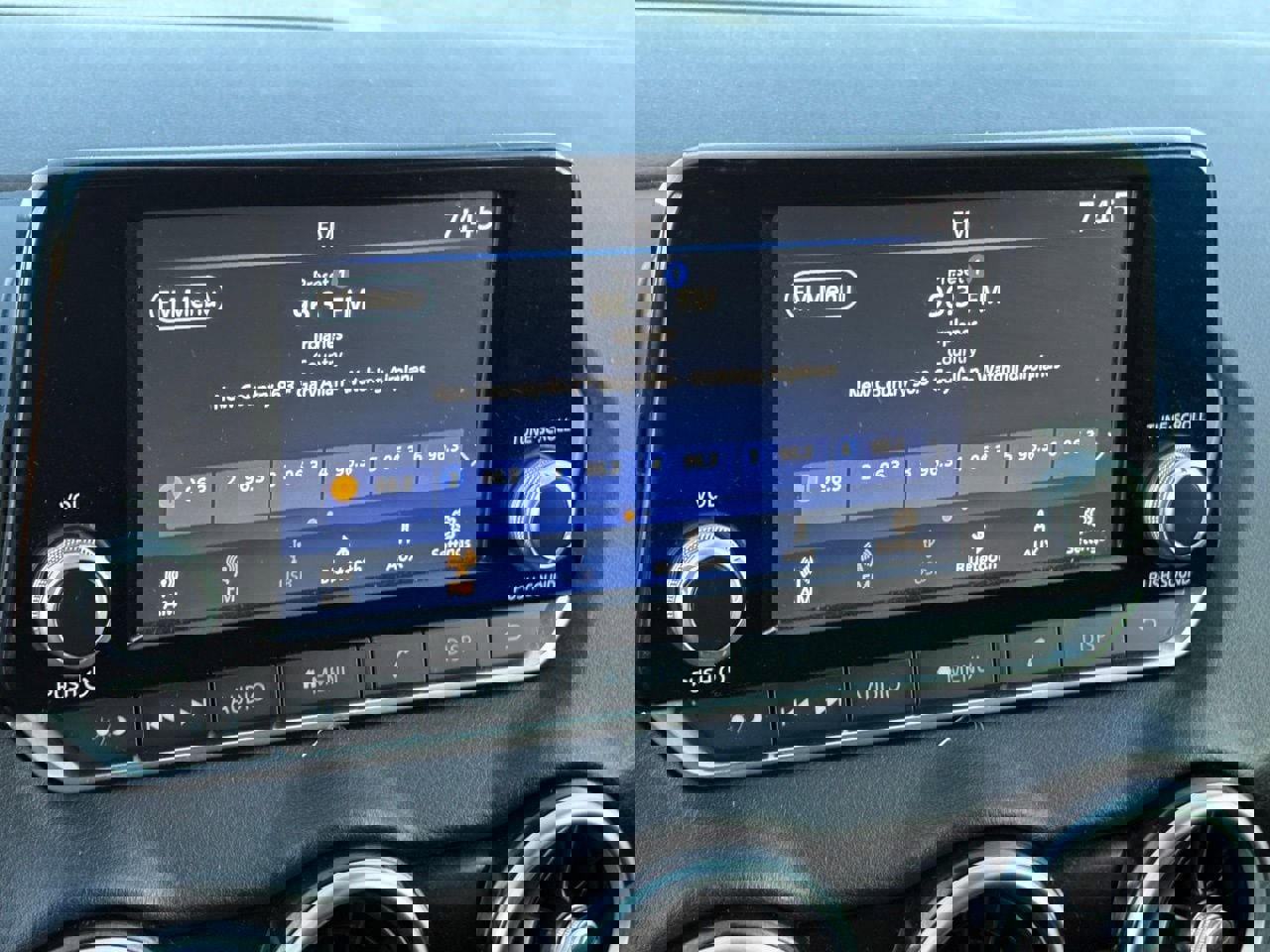 Used 2020 Nissan Sentra S image 24