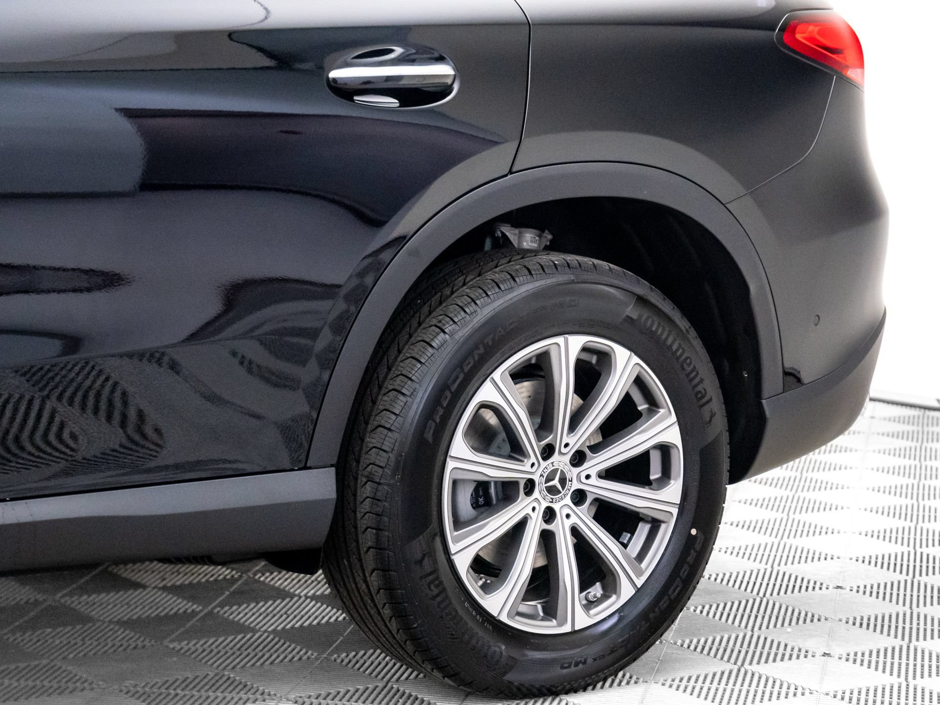 New 2026 Mercedes-Benz GLC 300 4MATIC image 35