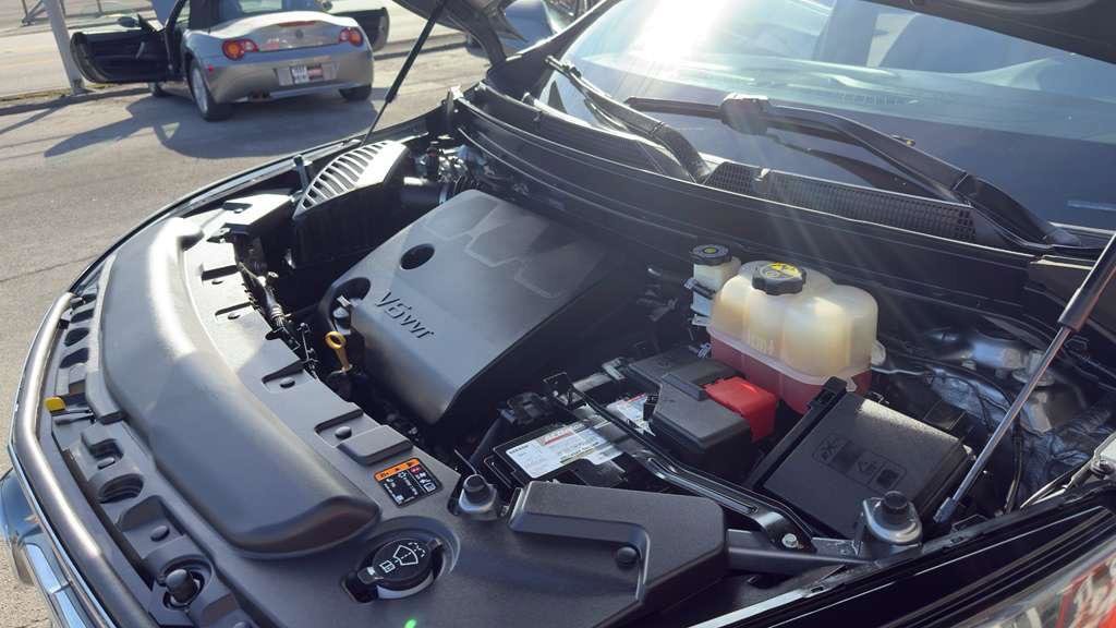 Used 2020 Buick Enclave Essence image 37