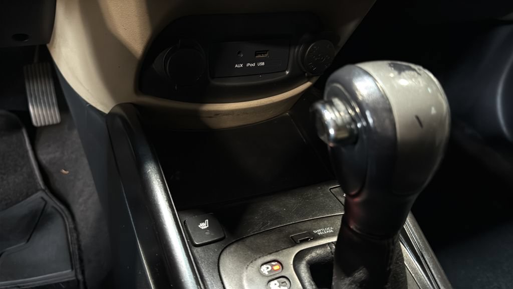 Used 2011 Kia Soul ! FWD image 24