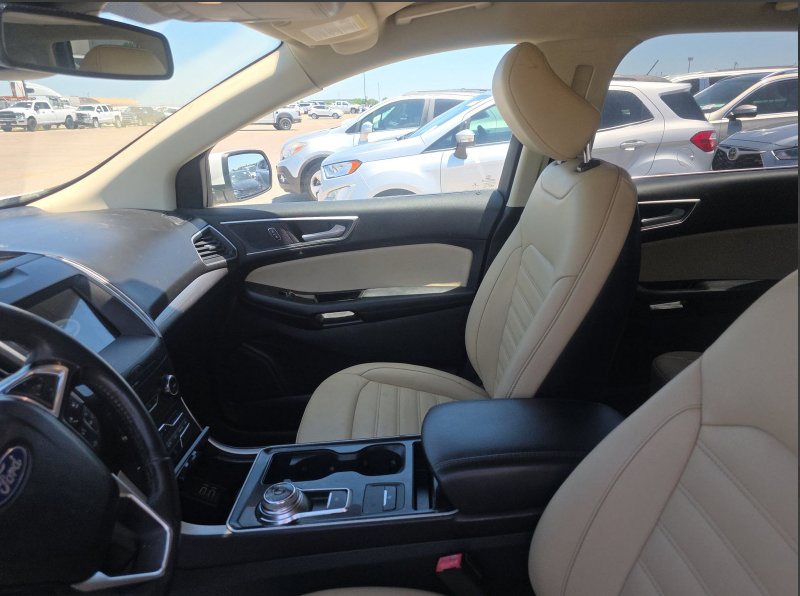 Used 2020 Ford Edge SEL w/ Convenience Package FWD image 6
