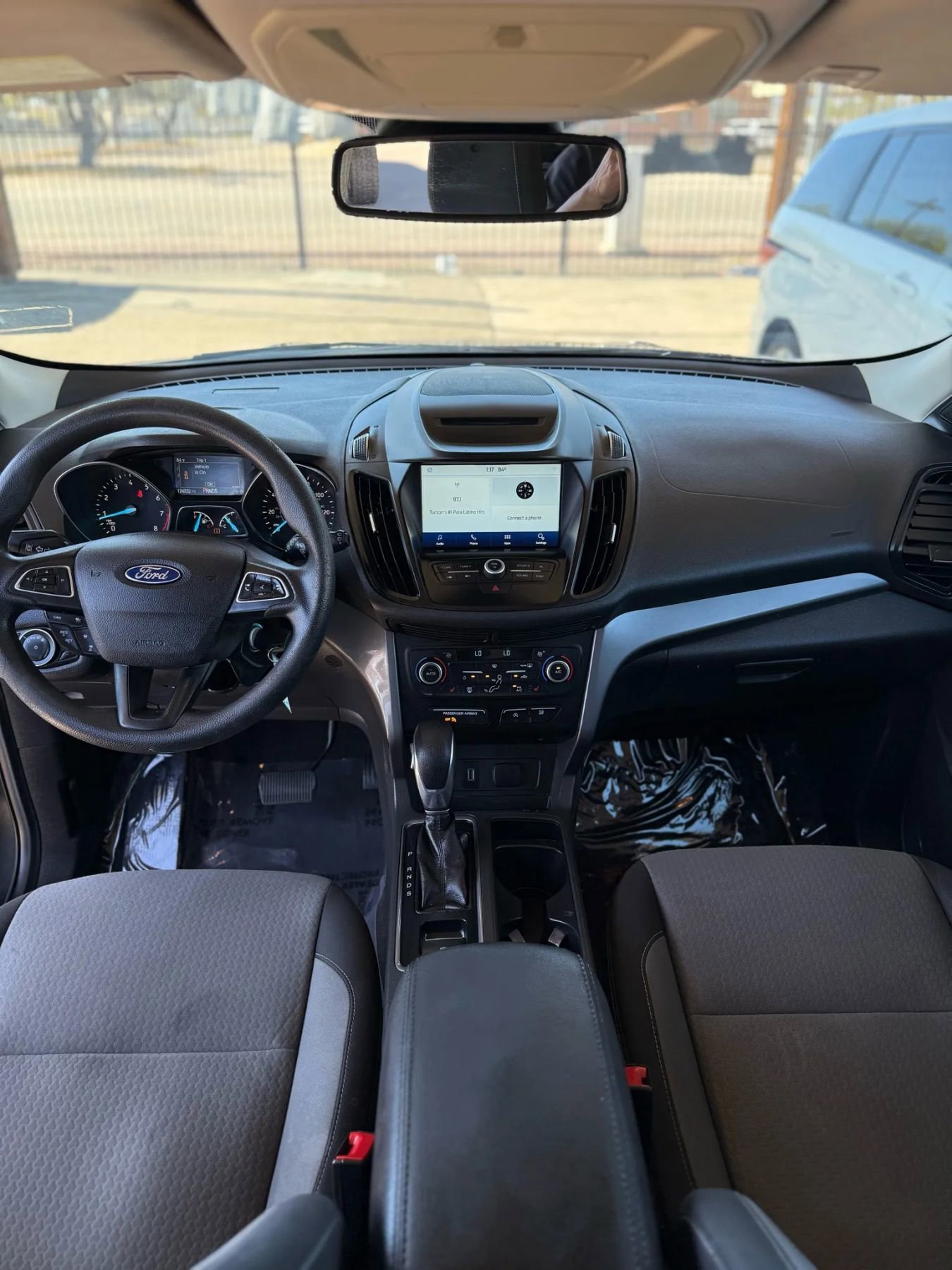 Used 2018 Ford Escape SE w/ Ford Safe & Smart Package image 10