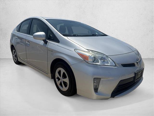 Used 2015 Toyota Prius Two FWD image 3