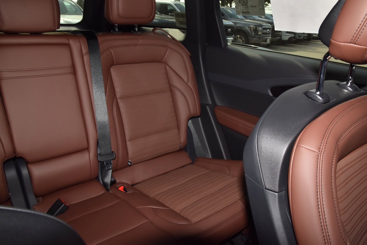 New 2026 Lincoln Nautilus Reserve AWD/4WD image 21