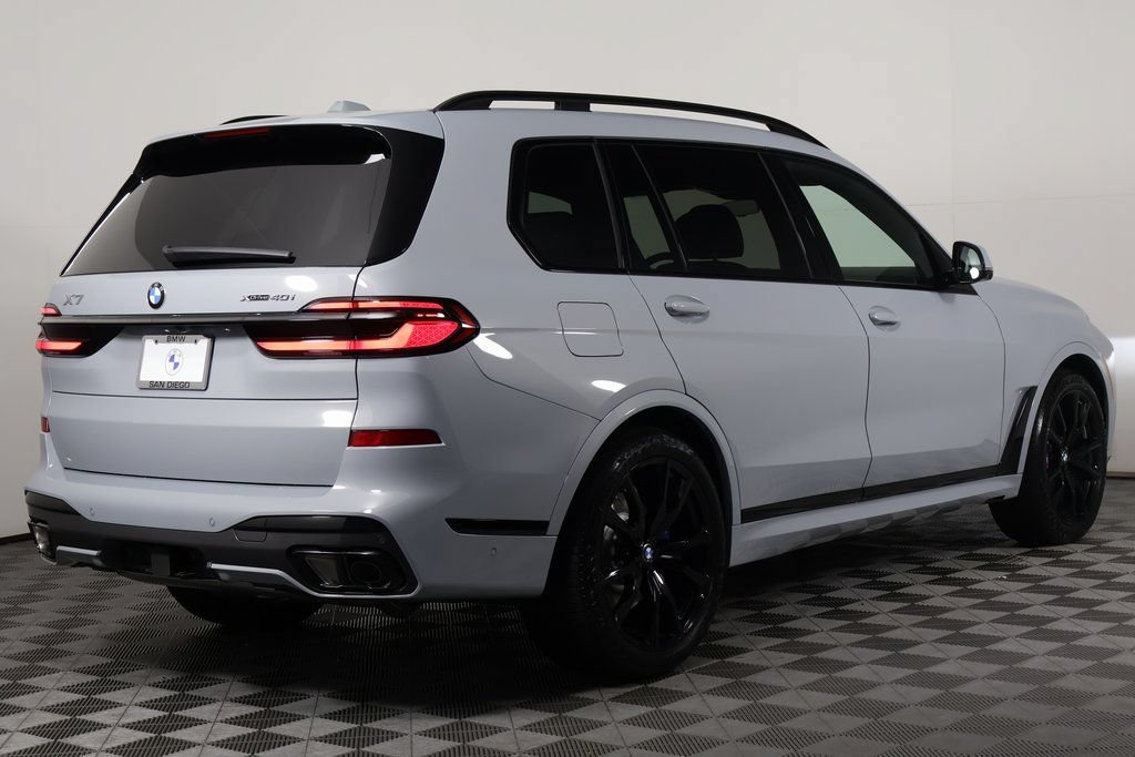 New 2027 BMW X7 xDrive40i w/ Executive Package AWD/4WD image 2