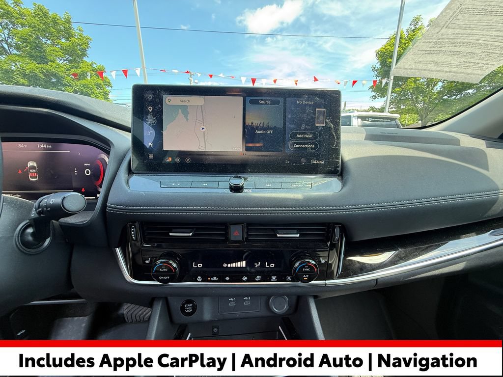 Used 2024 Nissan Rogue SL AWD/4WD image 10