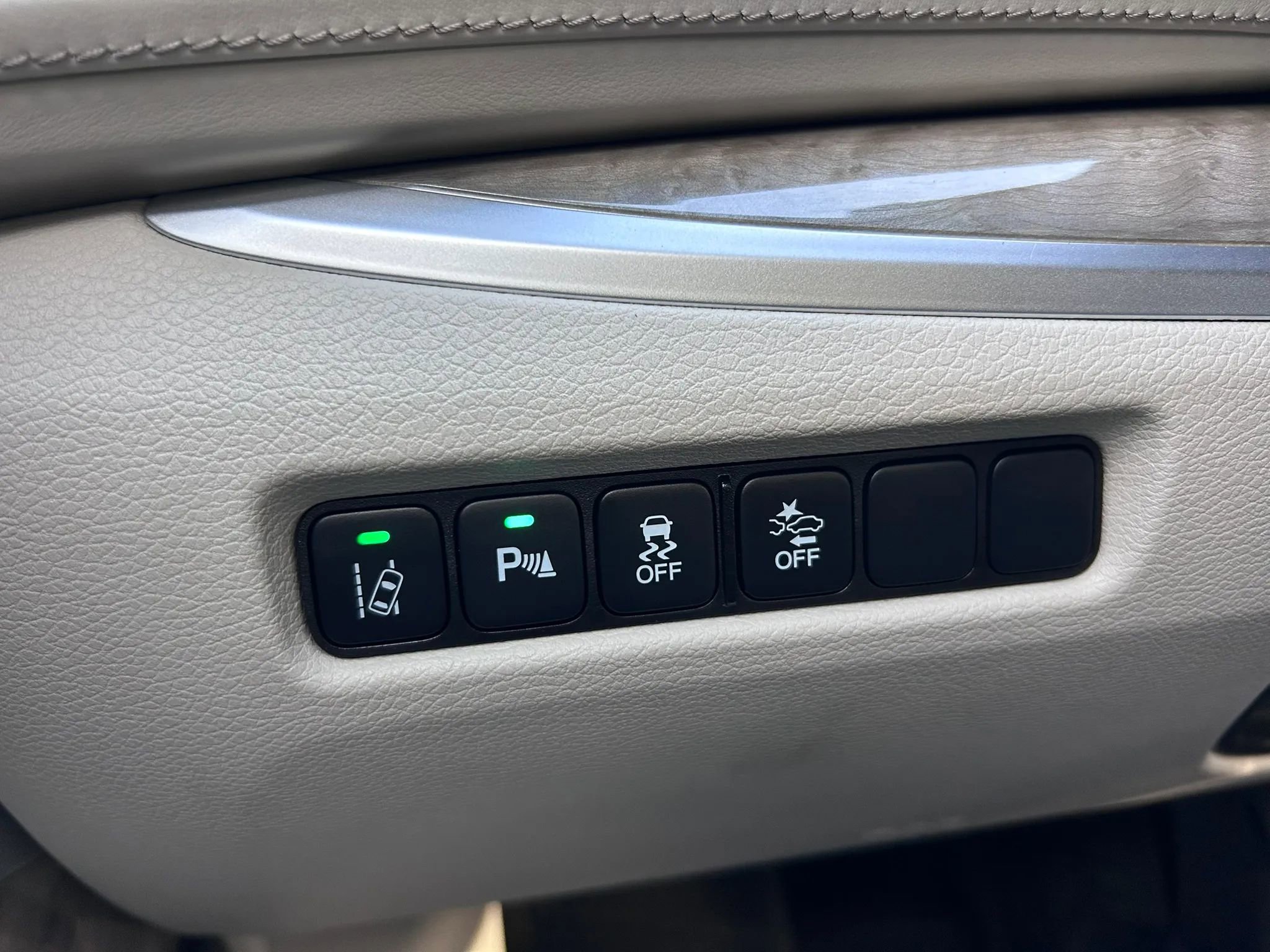 Used 2020 Acura RLX Sport Hybrid w/ Advance Pkg image 51