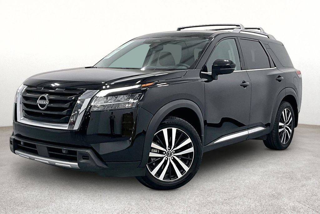 Used 2023 Nissan Pathfinder Platinum FWD image 14