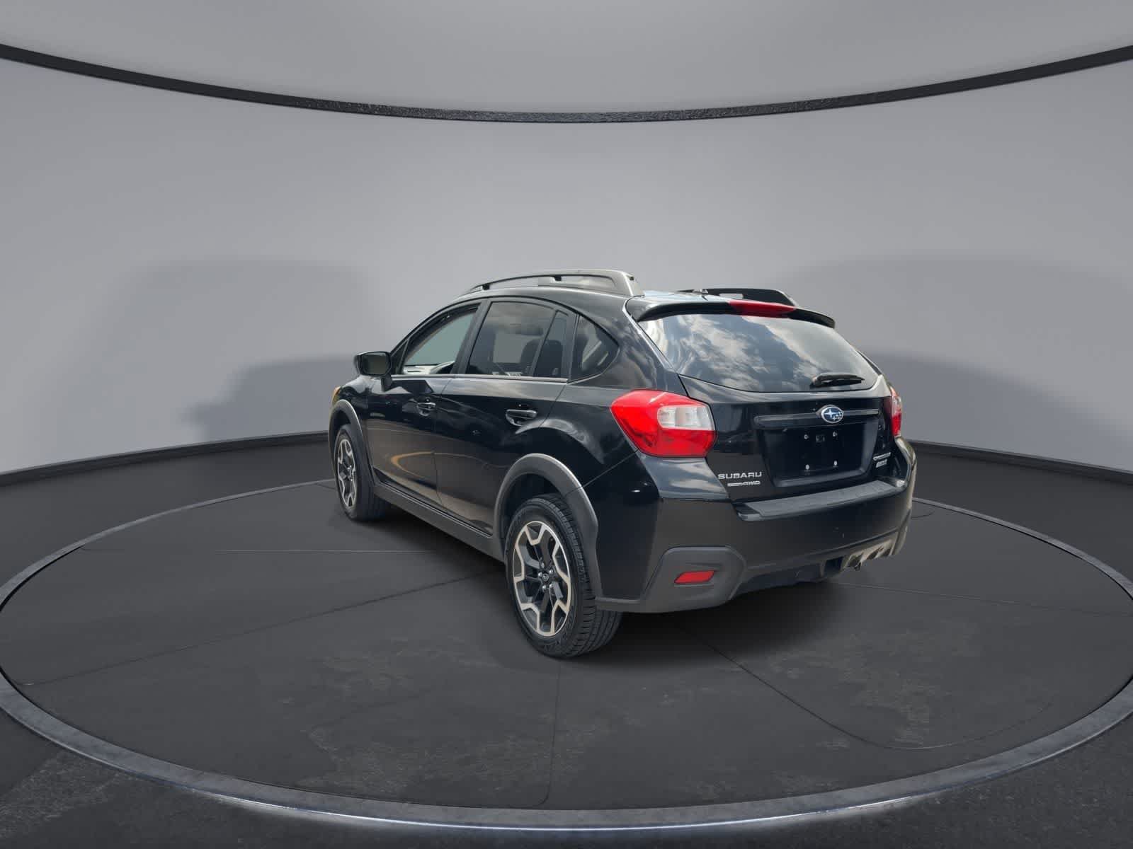 Used 2016 Subaru Crosstrek 2.0i Premium AWD/4WD image 6