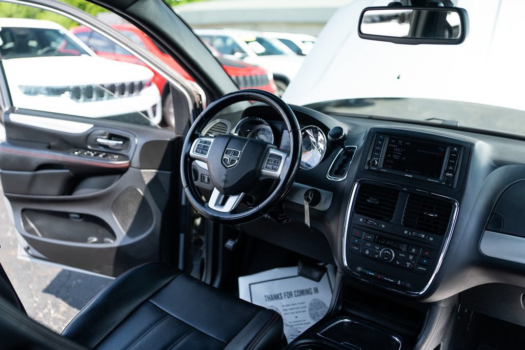 Used 2020 Dodge Grand Caravan GT FWD image 19