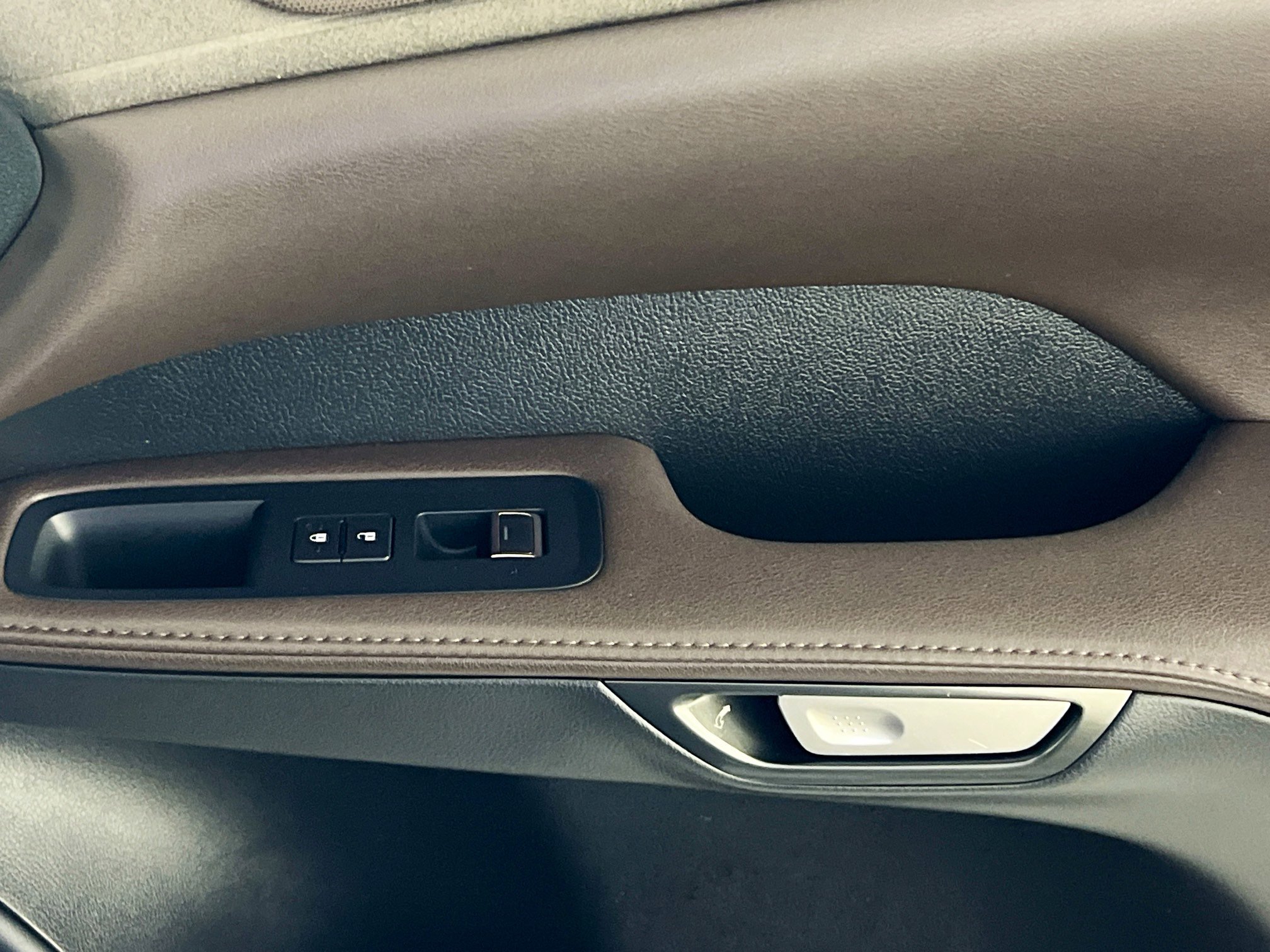 Used 2023 Lexus RX 350 FWD w/ Cold Area Package image 32