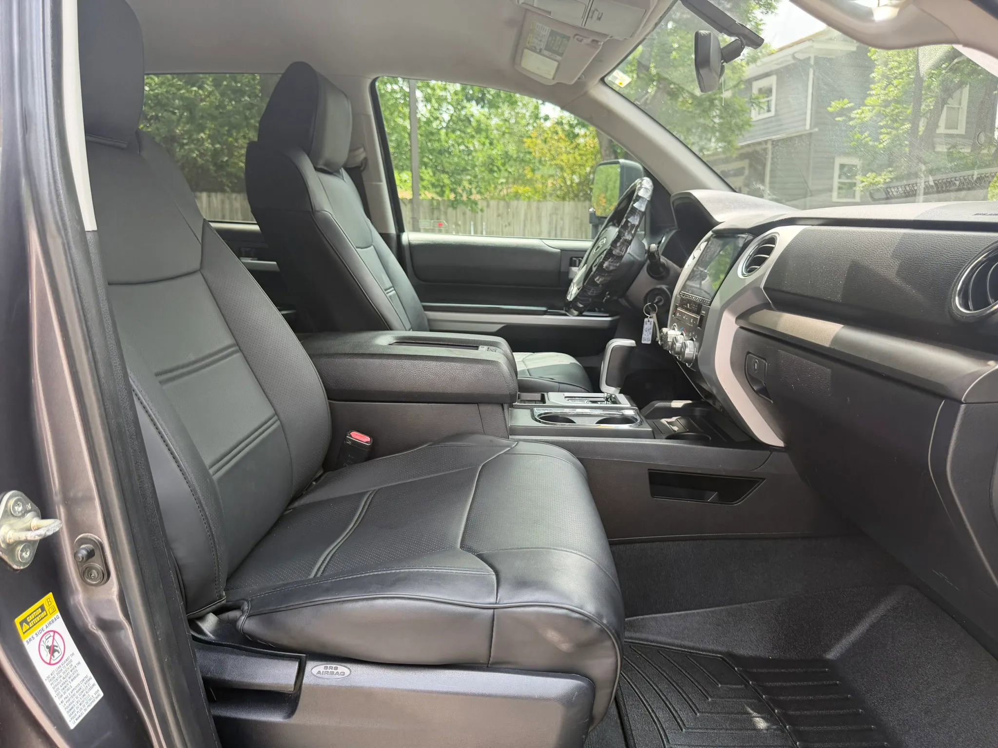 Used 2016 Toyota Tundra SR5 w/ SR5 Upgrade Package AWD/4WD image 13