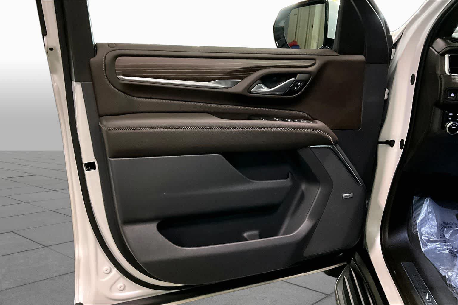 Used 2024 GMC Yukon Denali AWD/4WD image 22