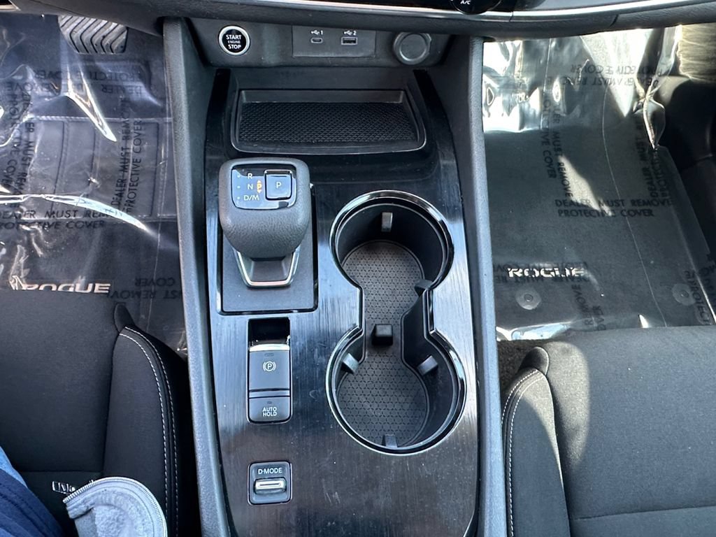 Used 2023 Nissan Rogue S FWD image 20