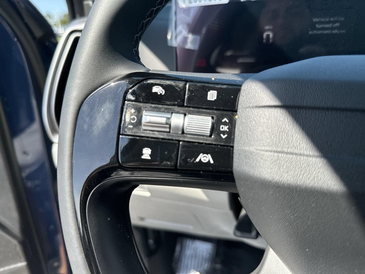 New 2026 Kia Sorento S w/ S Panoramic Sunroof Package FWD image 7