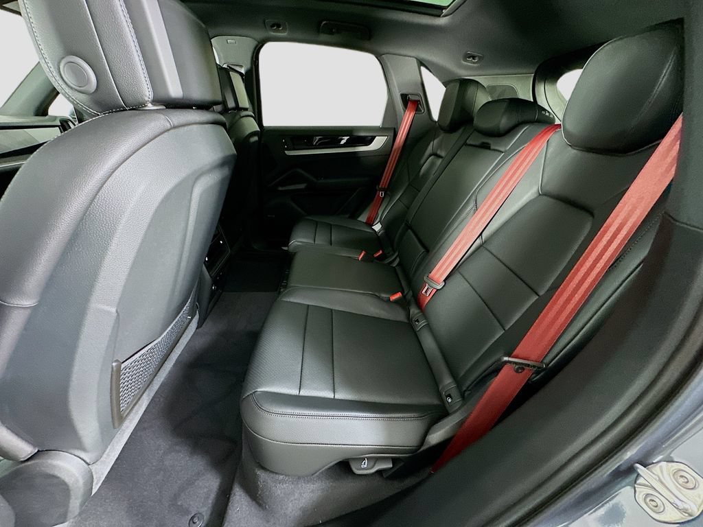 New 2026 Porsche Cayenne S AWD/4WD image 24
