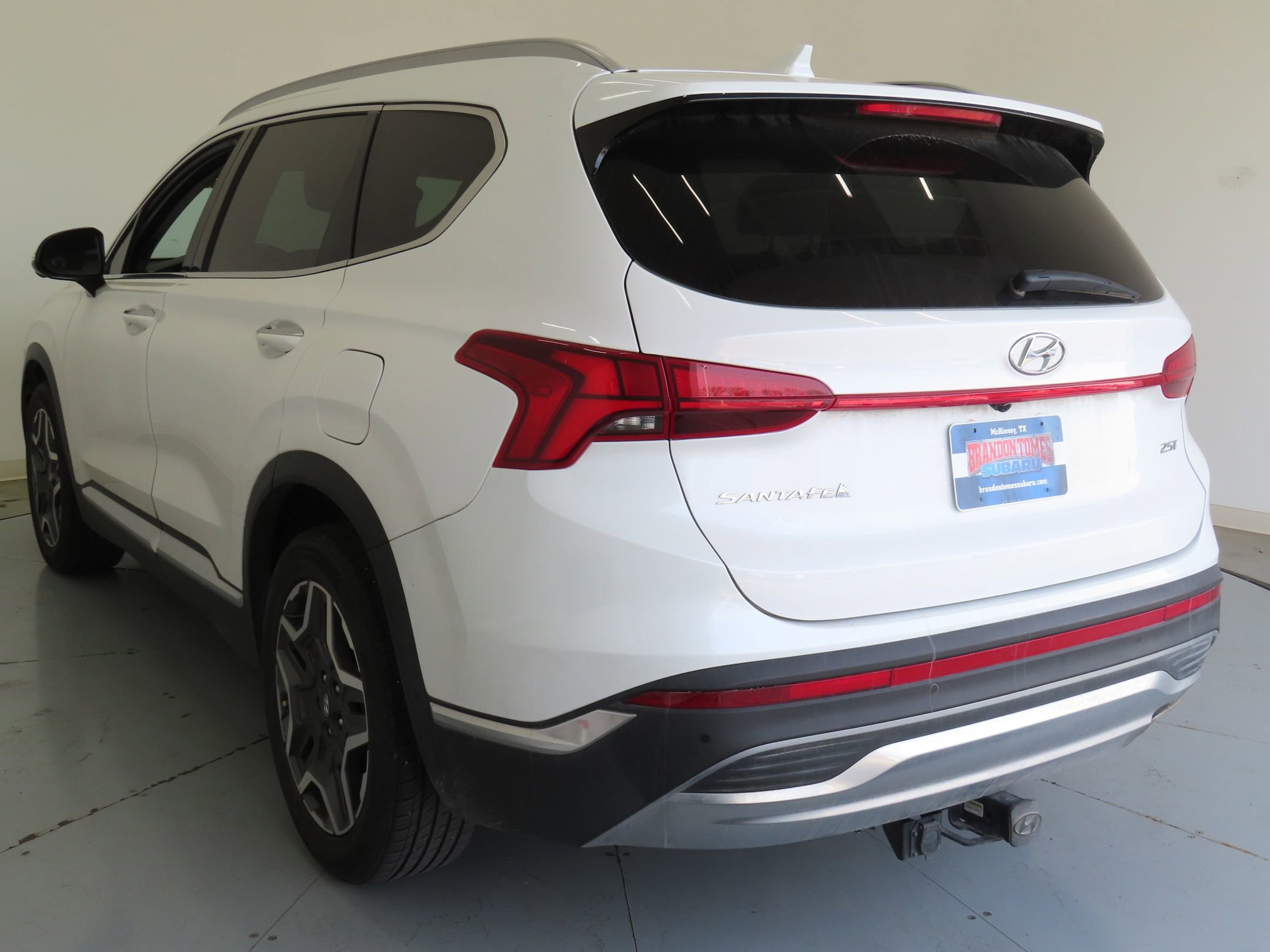 Used 2022 Hyundai Santa Fe Limited FWD image 6