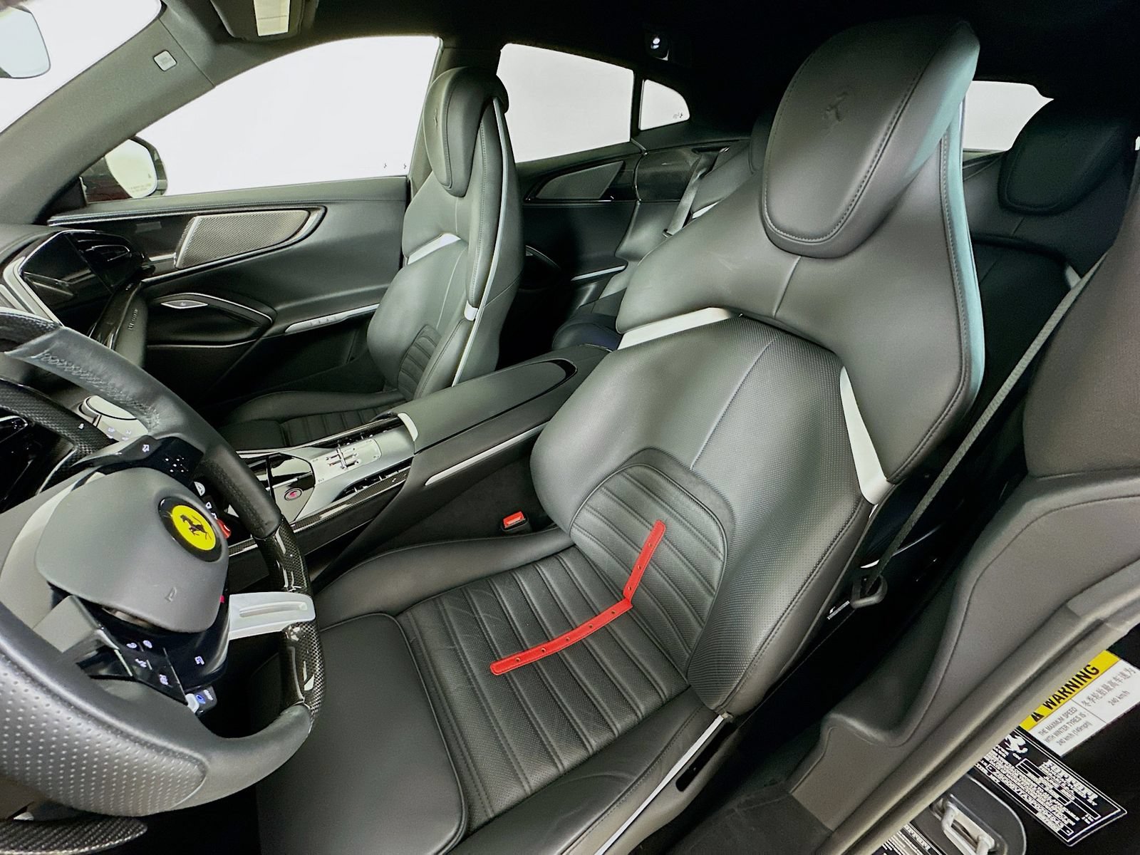 Used 2023 Ferrari Purosangue AWD/4WD image 32