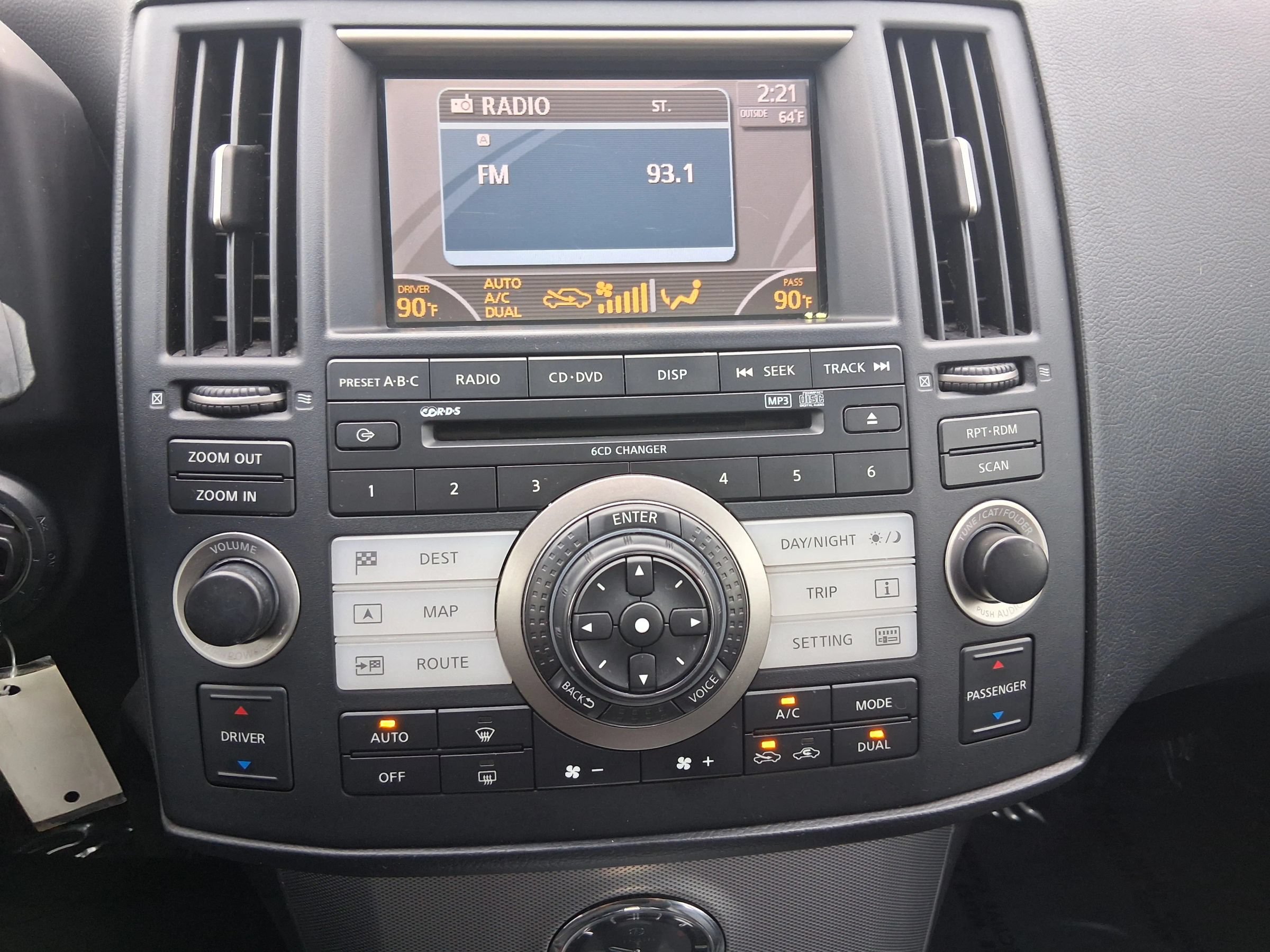 Used 2008 INFINITI FX35 AWD w/ Technology Pkg image 18