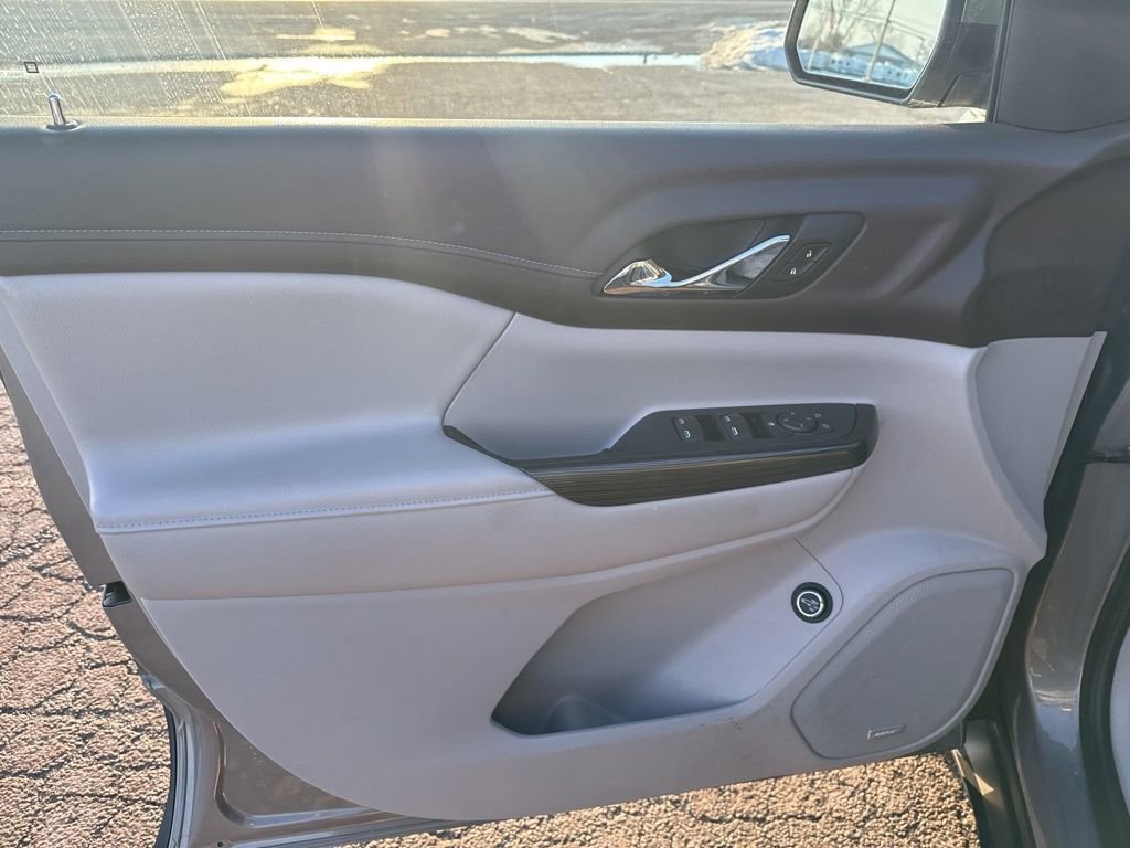 Used 2019 GMC Acadia SLT image 48