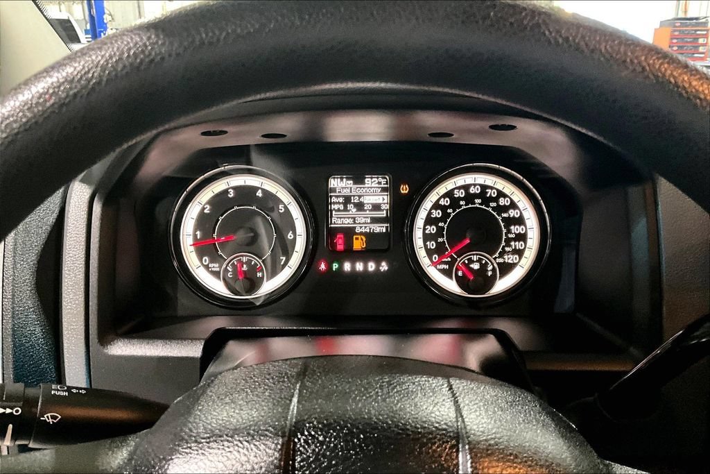 Used 2018 RAM 2500 Tradesman w/ Chrome Appearance Group AWD/4WD image 17