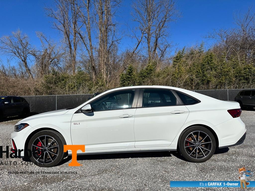 Used 2025 Volkswagen Jetta GLI Autobahn image 2
