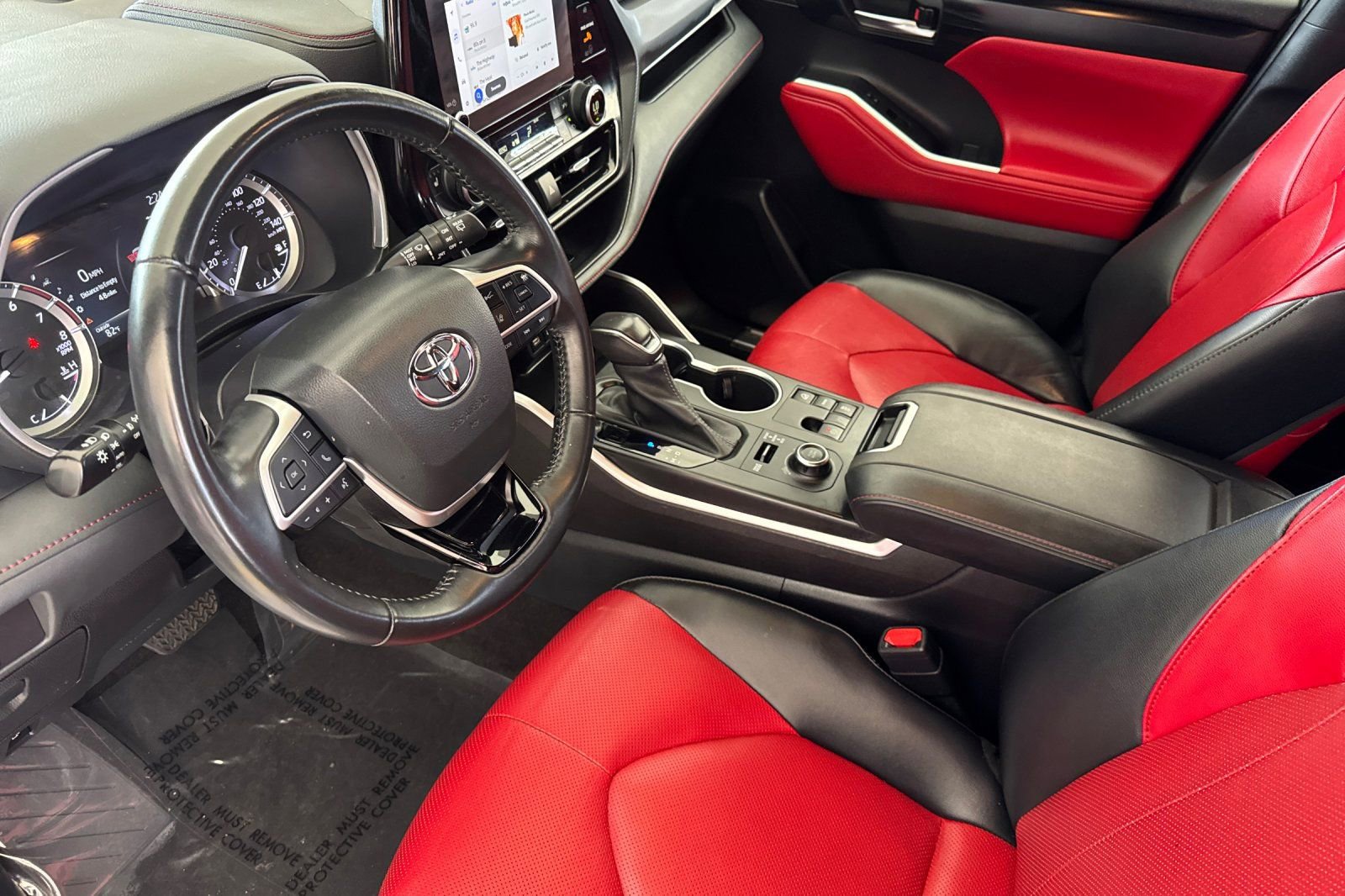Used 2023 Toyota Highlander XSE AWD/4WD image 10