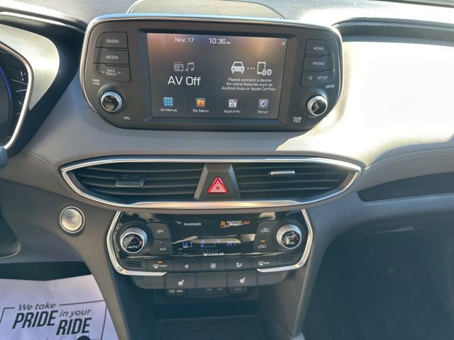 Used 2020 Hyundai Santa Fe SEL w/ Convenience Package image 16