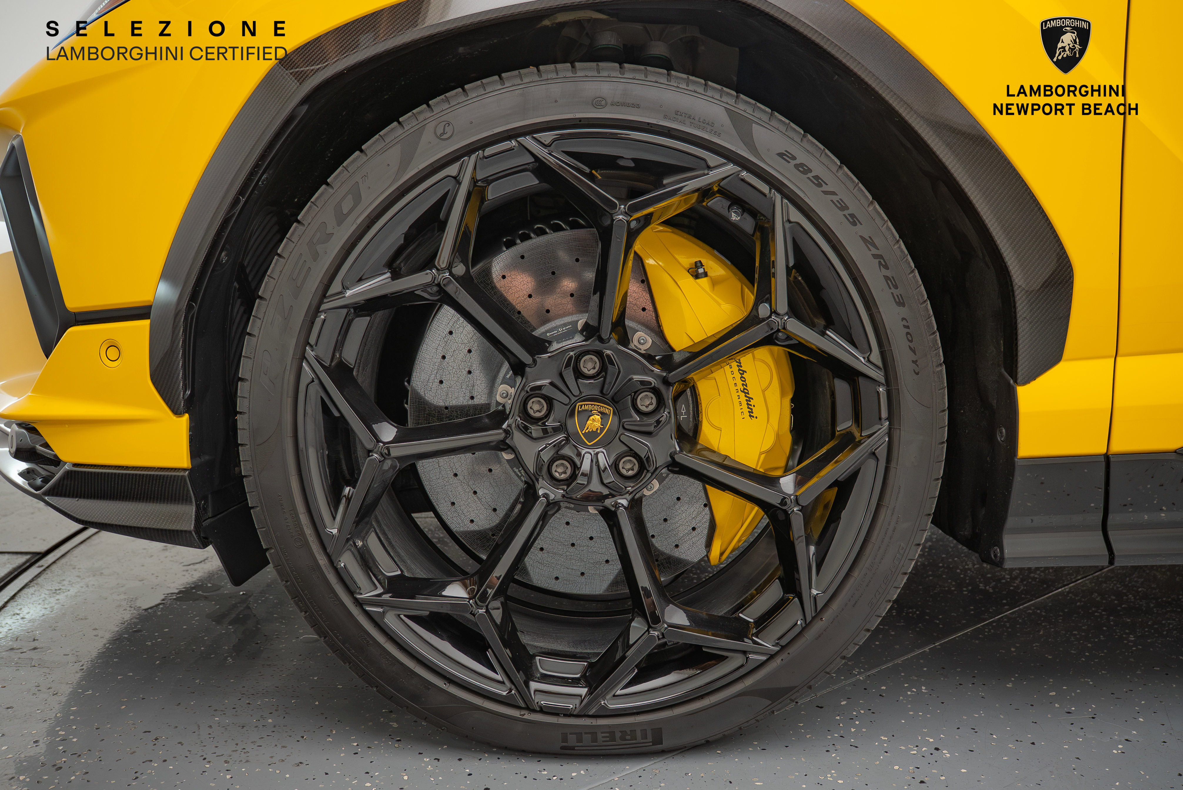 Used 2024 Lamborghini Urus Performante image 38