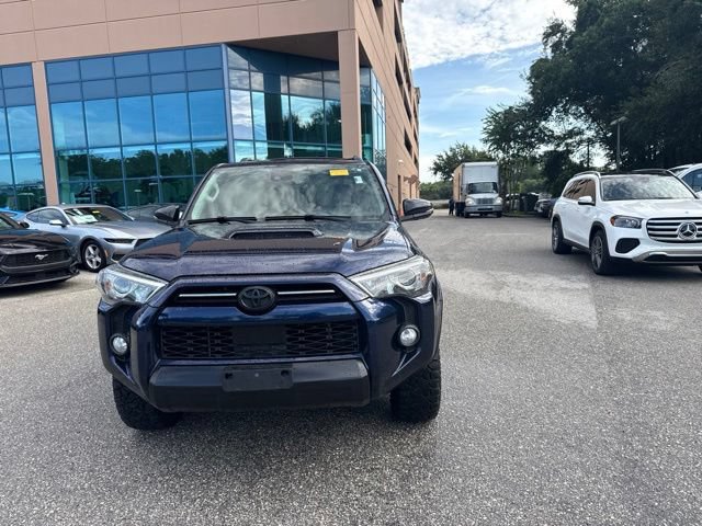 Used 2020 Toyota 4Runner Venture w/ Moonroof Package AWD/4WD image 11