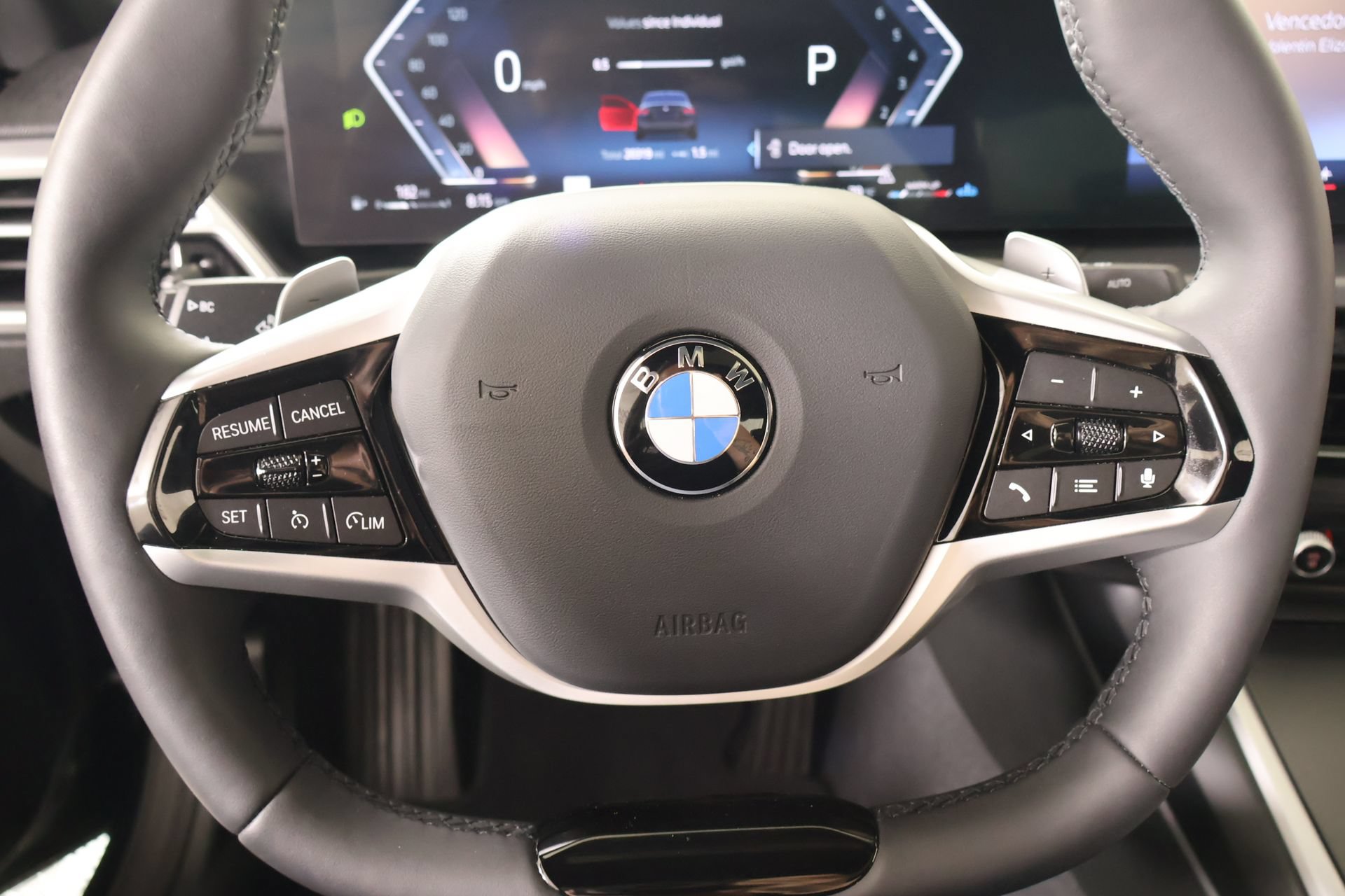 Used 2025 BMW 230i Coupe RWD image 3