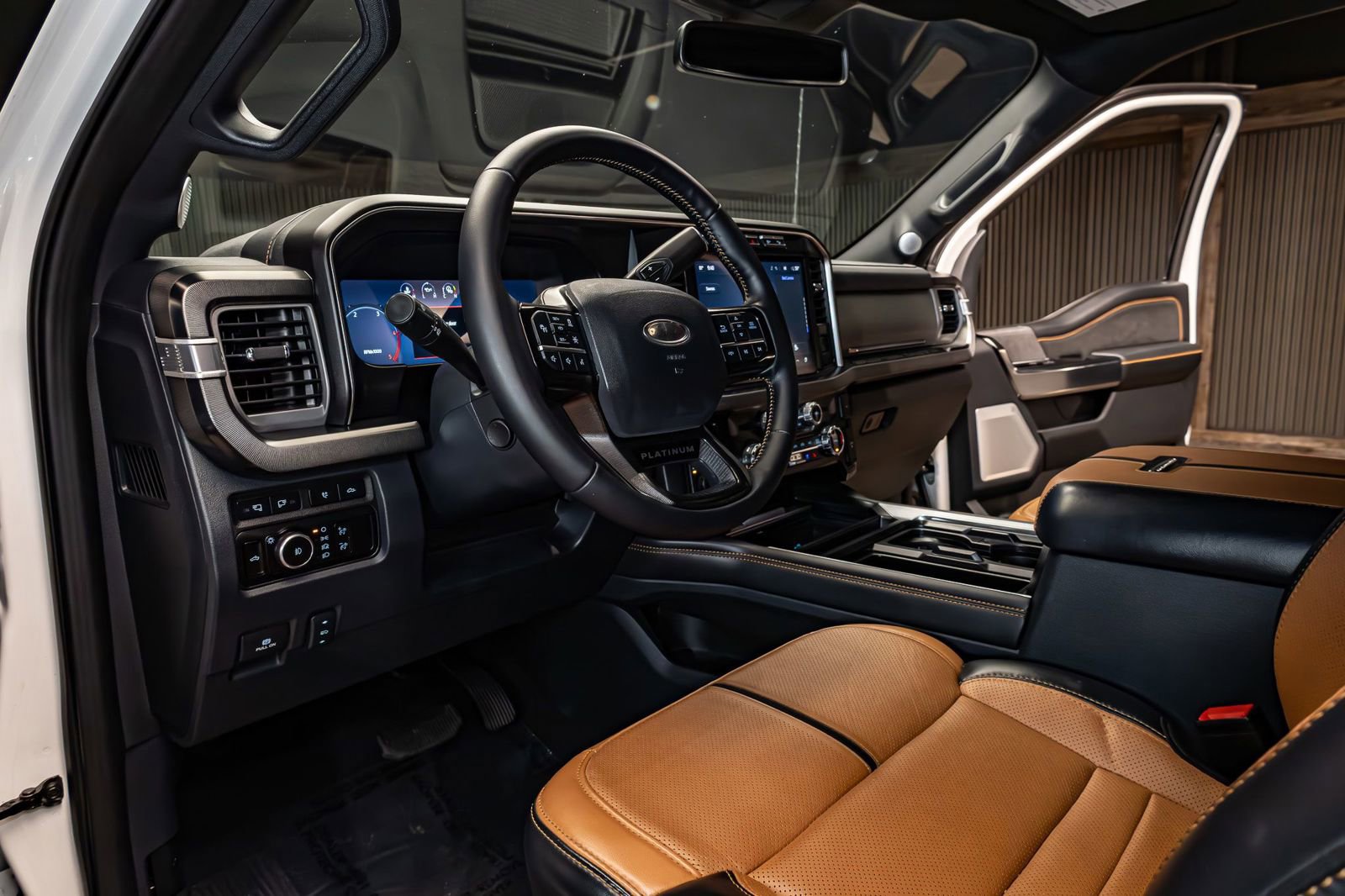 Used 2024 Ford F350 Platinum image 13