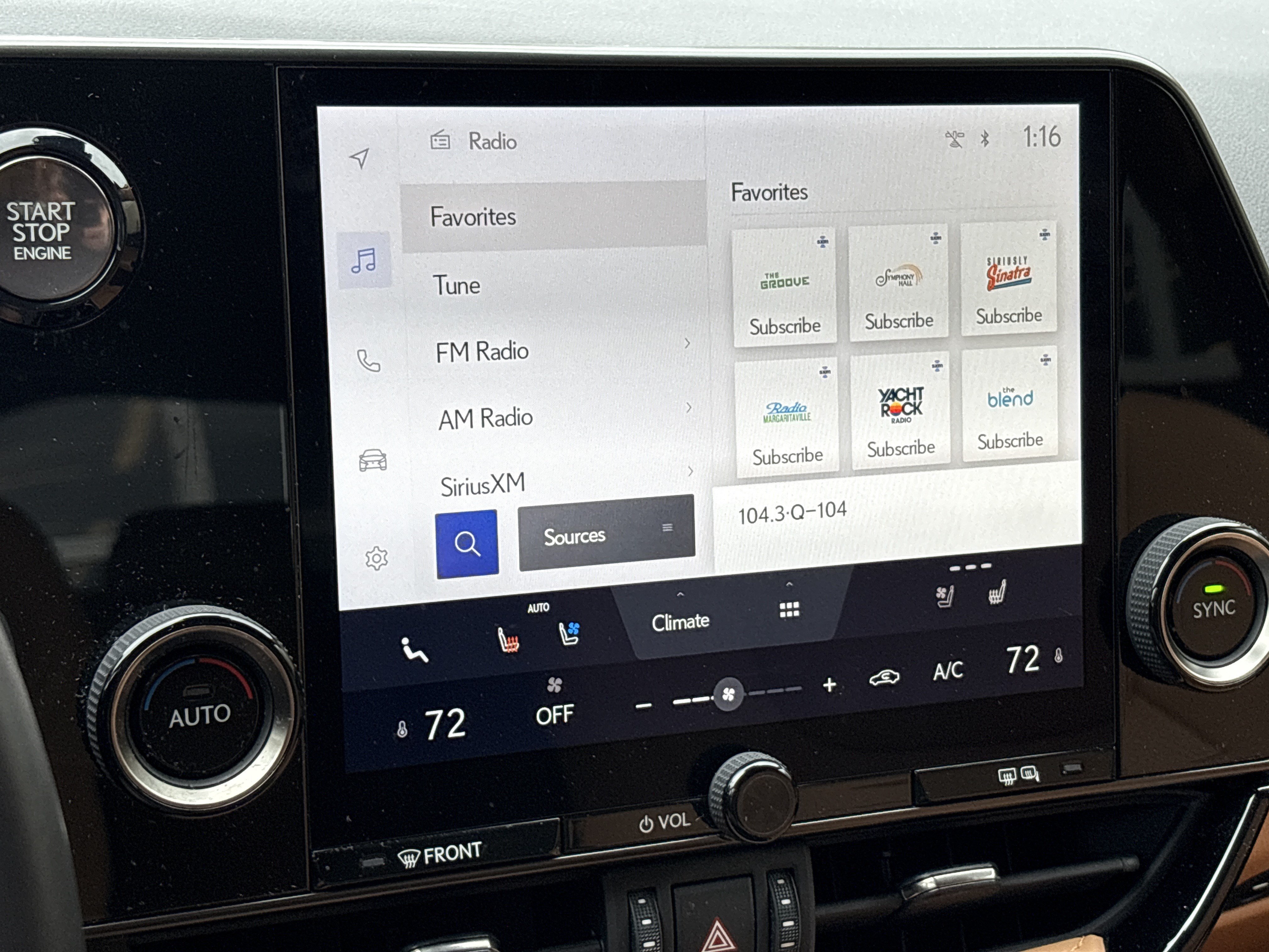 Used 2024 Lexus NX 250 FWD w/ Towing Package (2000 Lbs) image 23