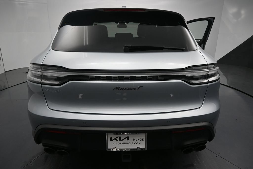 Used 2024 Porsche Macan Turbo AWD/4WD image 9