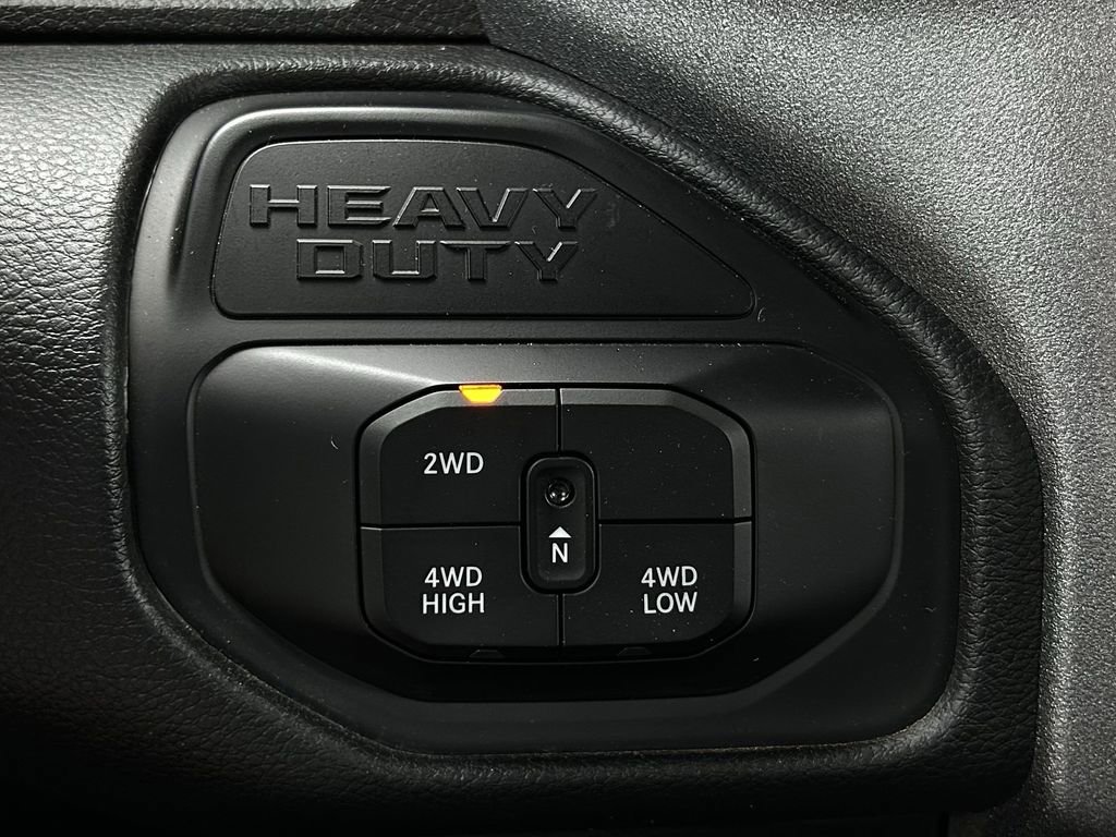 Used 2025 RAM 2500 Tradesman w/ Chrome Appearance Group AWD/4WD image 21