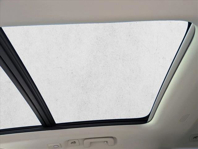 New 2026 Volvo XC90 B6 Ultra w/ Protection Package image 18