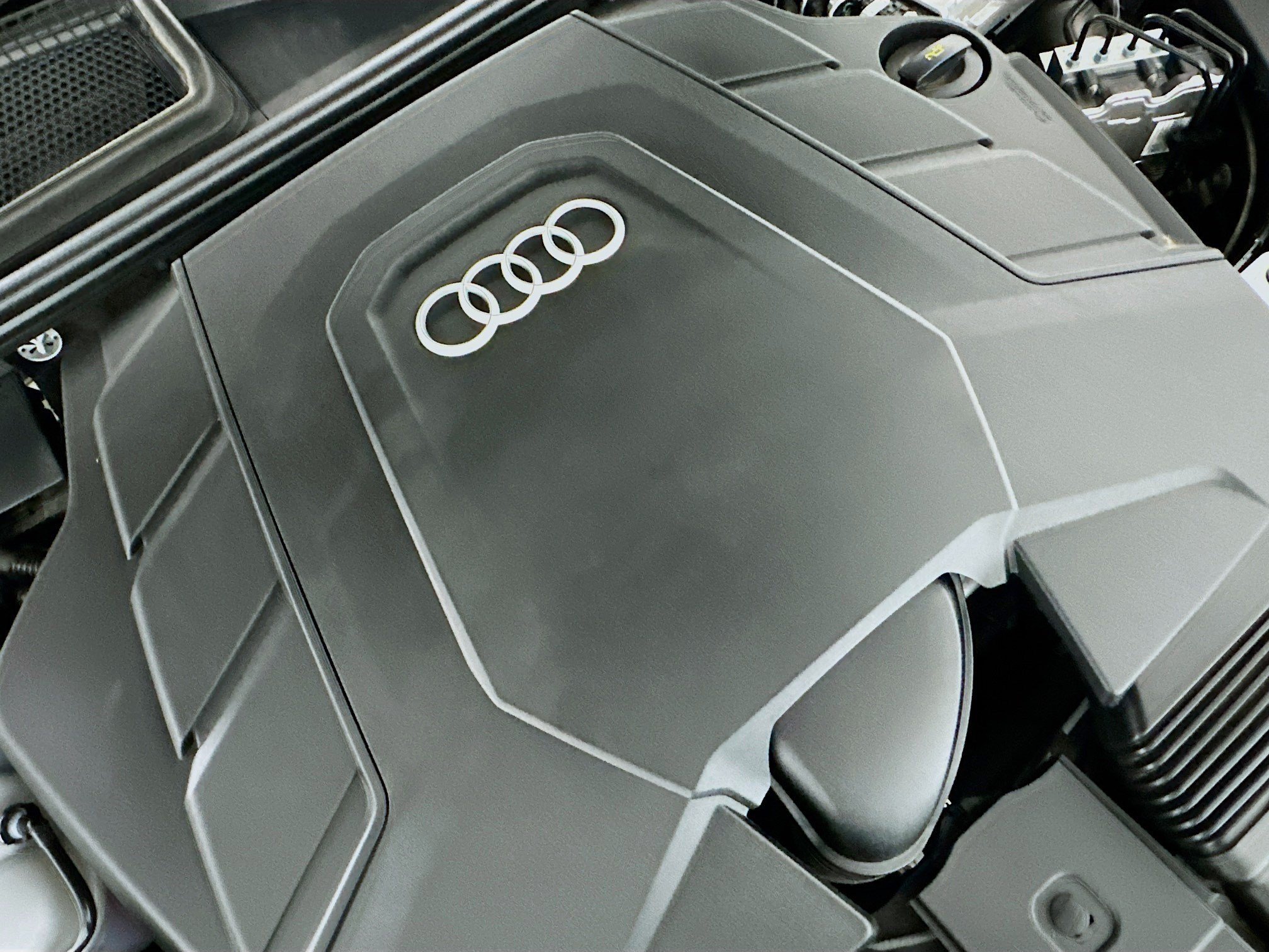 Used 2024 Audi Q8 Premium Plus w/ Premium Plus Package AWD/4WD image 34