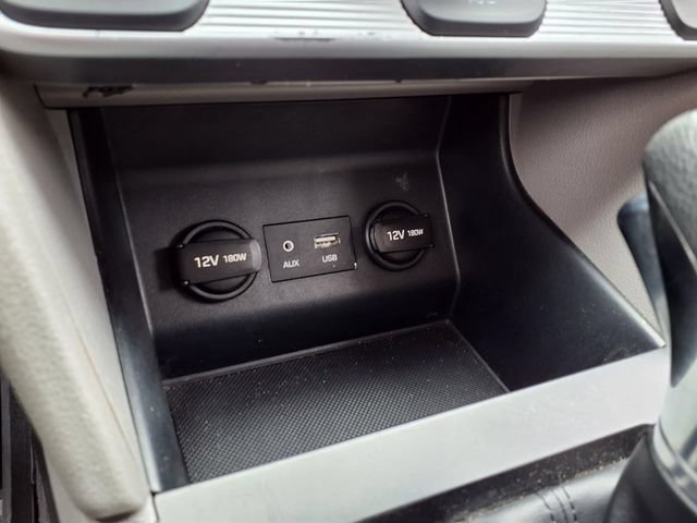 Used 2019 Hyundai Elantra SEL FWD image 71