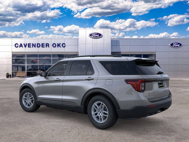New 2026 Ford Explorer Active AWD/4WD image 4