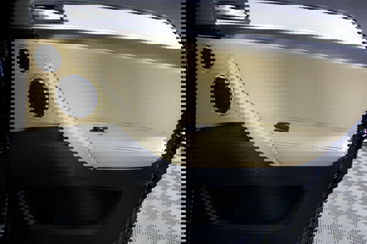 Used 2012 BMW X6 M image 41