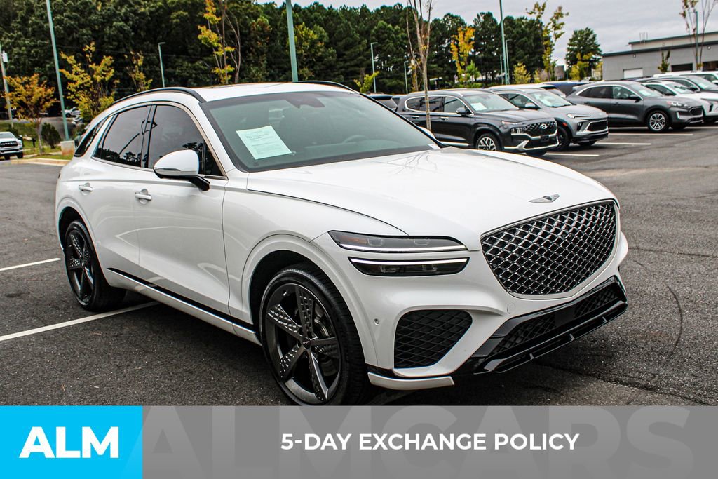 Used 2022 Genesis GV70 3.5T Sport w/ Sport Prestige Package image 4