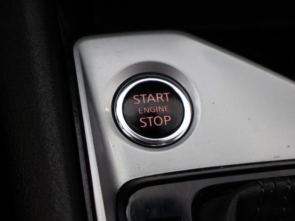 Used 2024 Nissan Altima 2.5 SV image 39