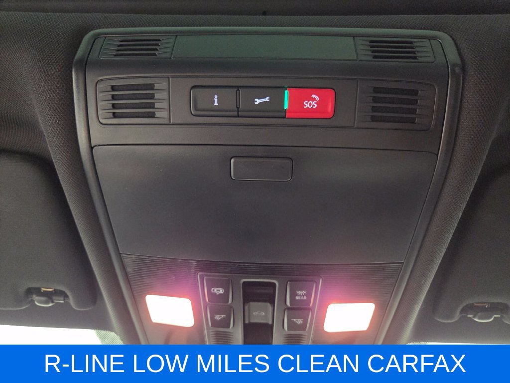 Used 2021 Volkswagen Jetta R-Line w/ R-Line Cold Weather Package FWD image 13