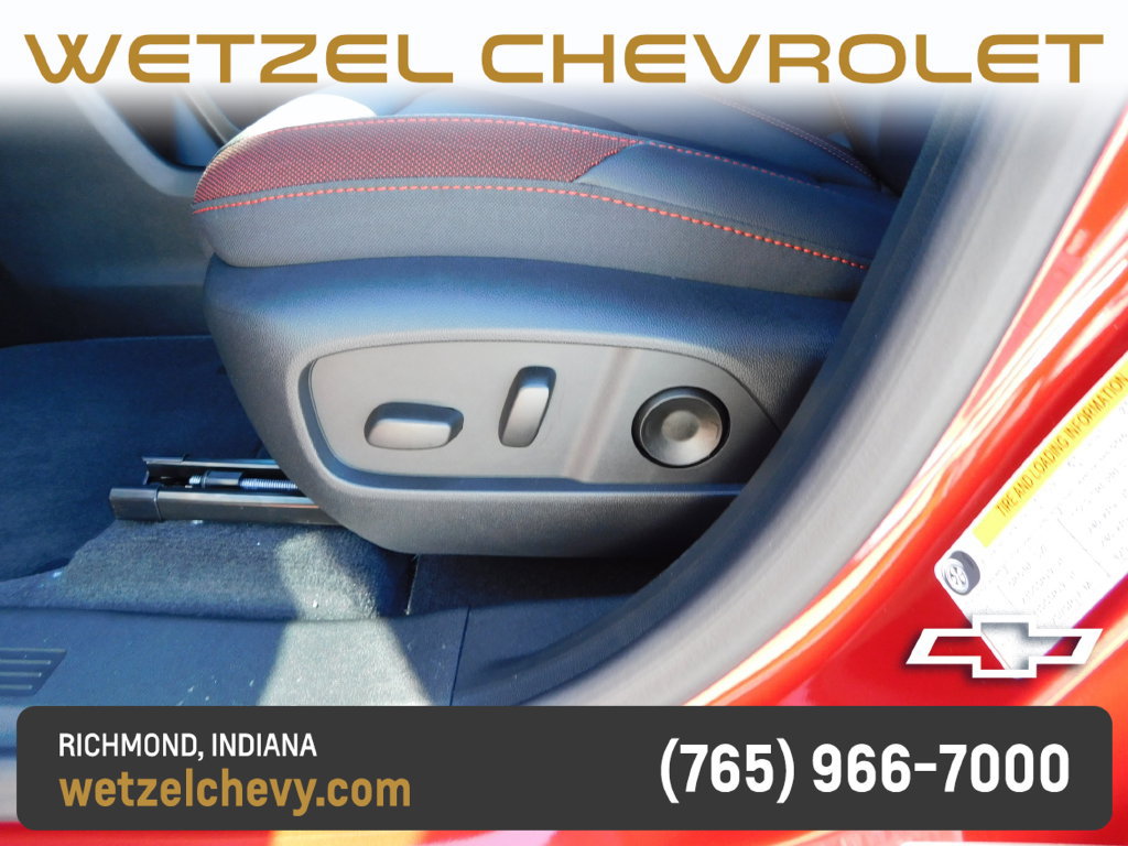 New 2027 Chevrolet Equinox RS AWD/4WD image 13