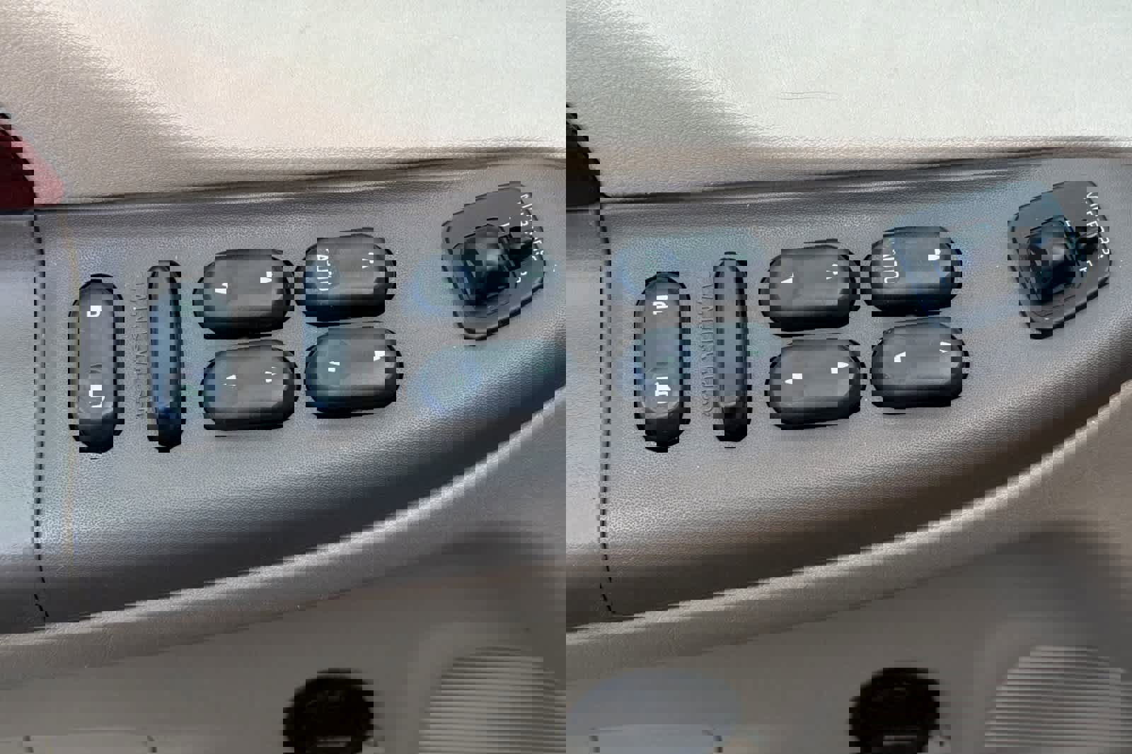 Used 2003 Ford Excursion Limited image 15