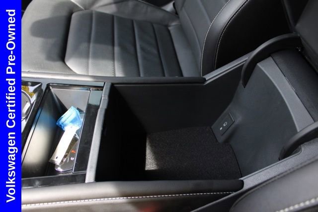 Used 2025 Volkswagen Atlas Cross Sport SEL R-Line AWD/4WD image 45